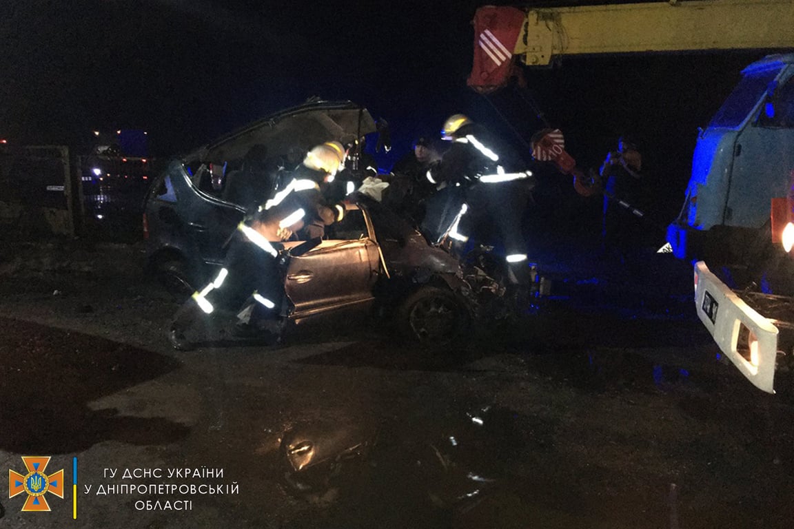 Смертельное ДТП с автокраном в Днепропетровской области