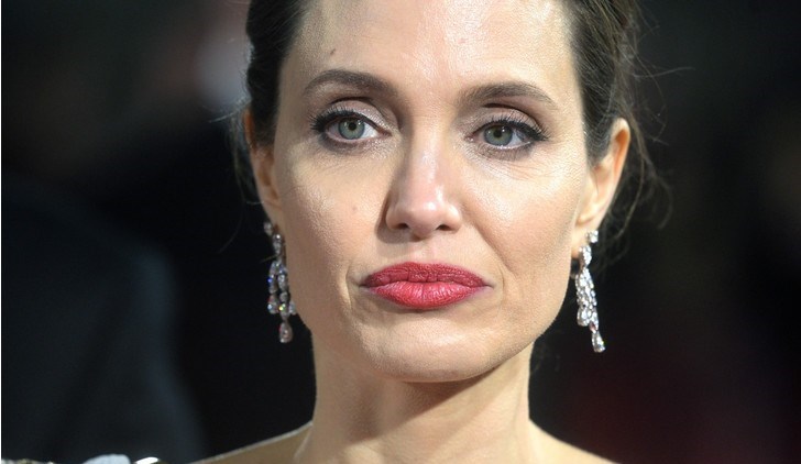 Анджелина Джоли как выглядит