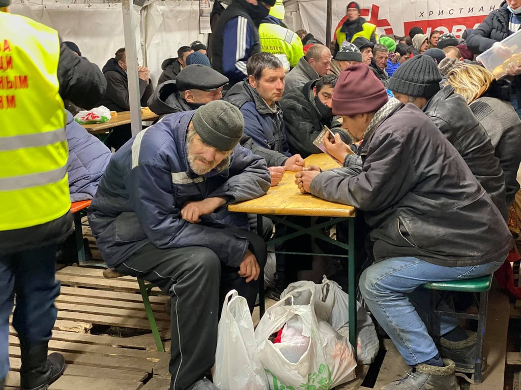 Безхатченки в Одесі, пункти обігріву, допомога безхатченкам