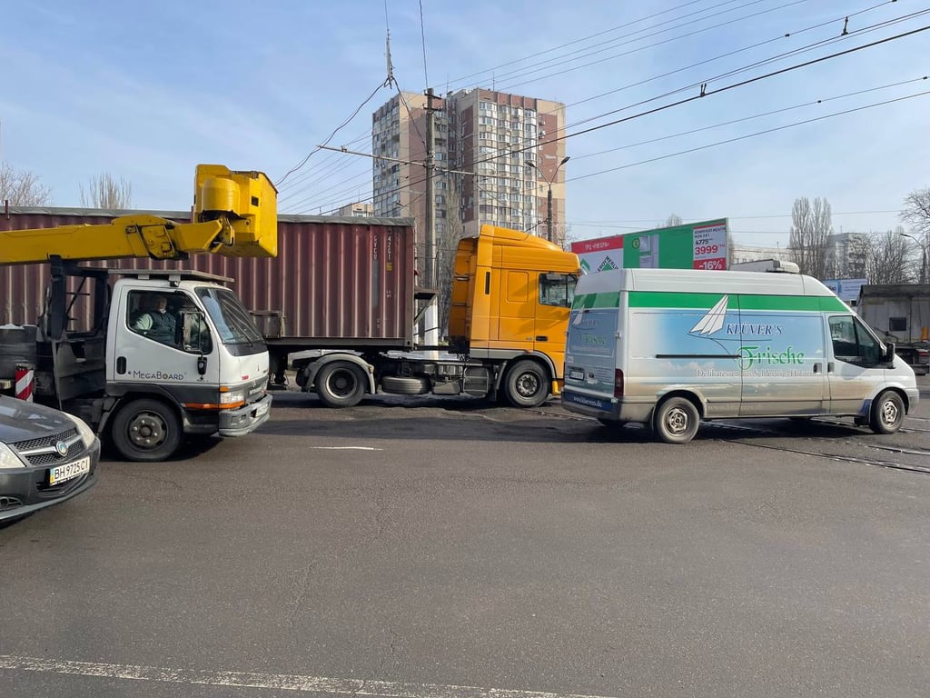 Вулиця Заболотного Одеса, проспект Добровольського Одеса