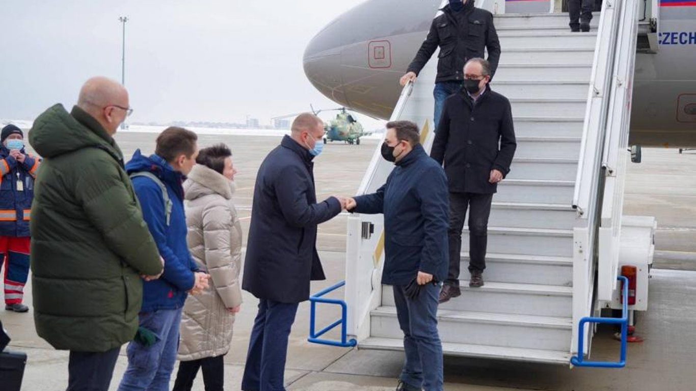 Три європейські міністри закордонних справ прилетіли до Харкова