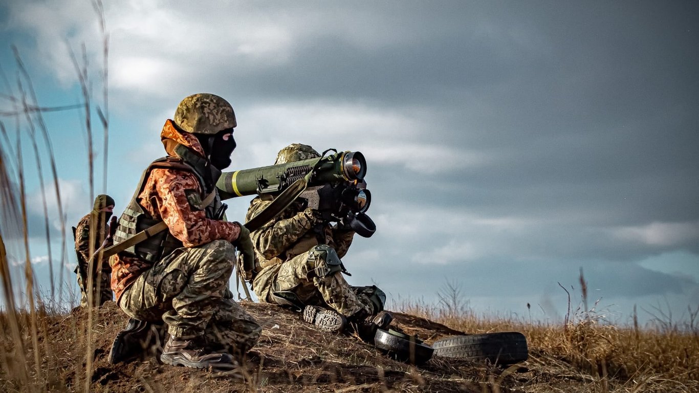Нападение на Украину - ВСУ уничтожили 15 российских танков возле Глухова. Фото