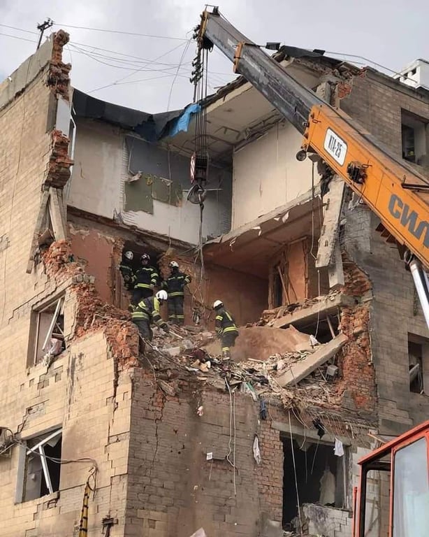 обстрелянные дома