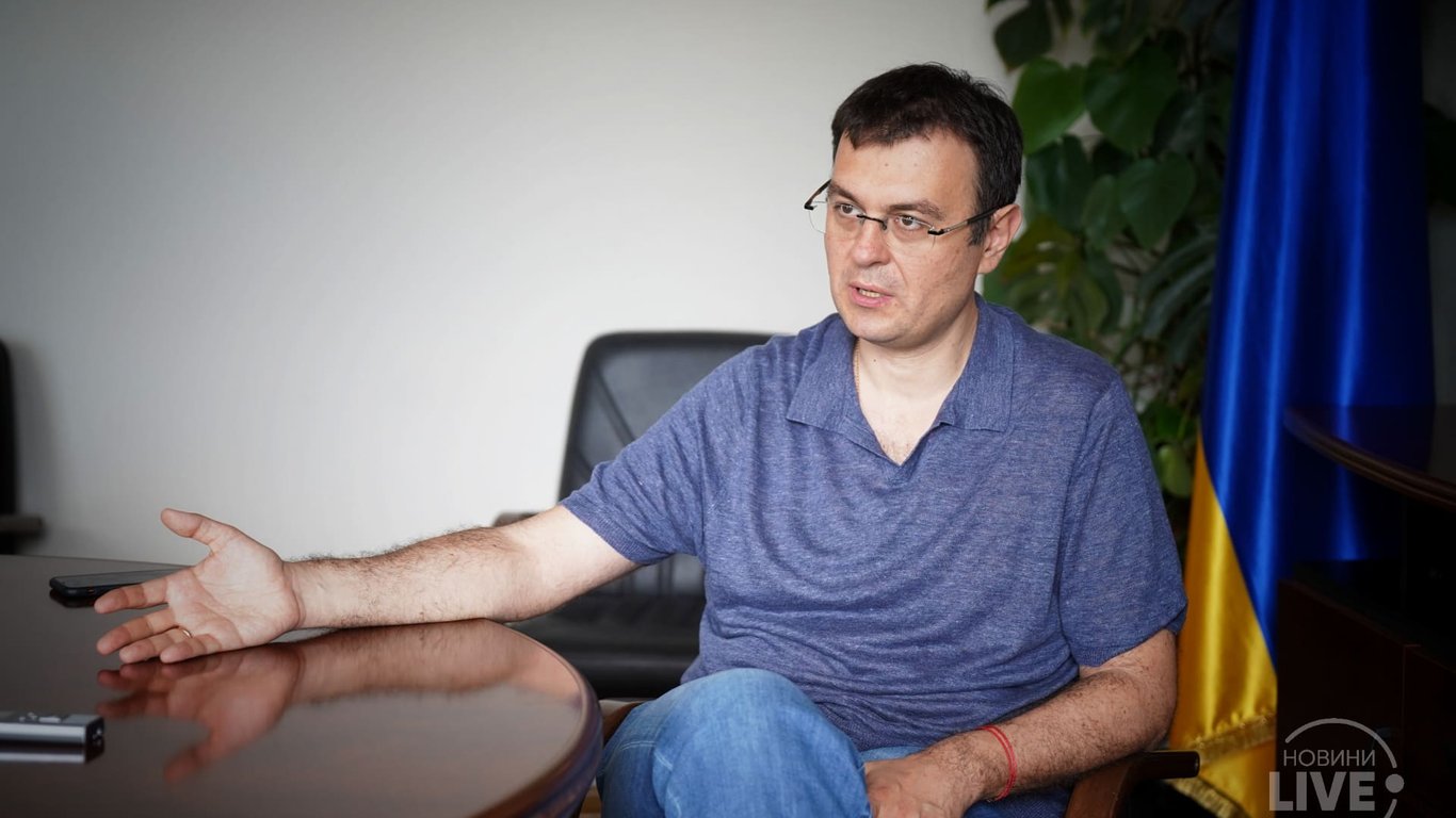 Гетманцев про податки, ввізне мито на авто та розкрадання гуманітарки