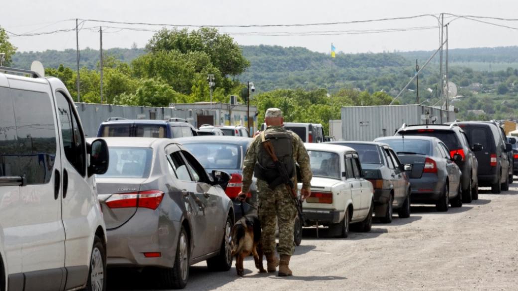 Перемещение мужчин под по Украине