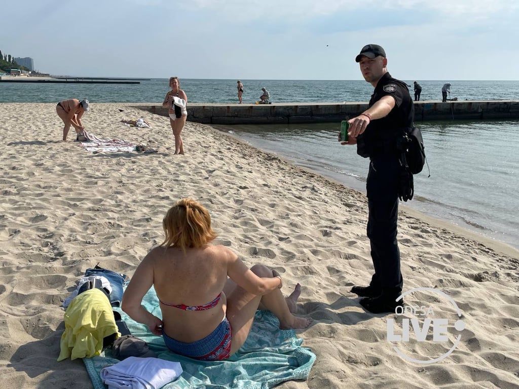 Поліція попереджає про небезпеку на пляжах