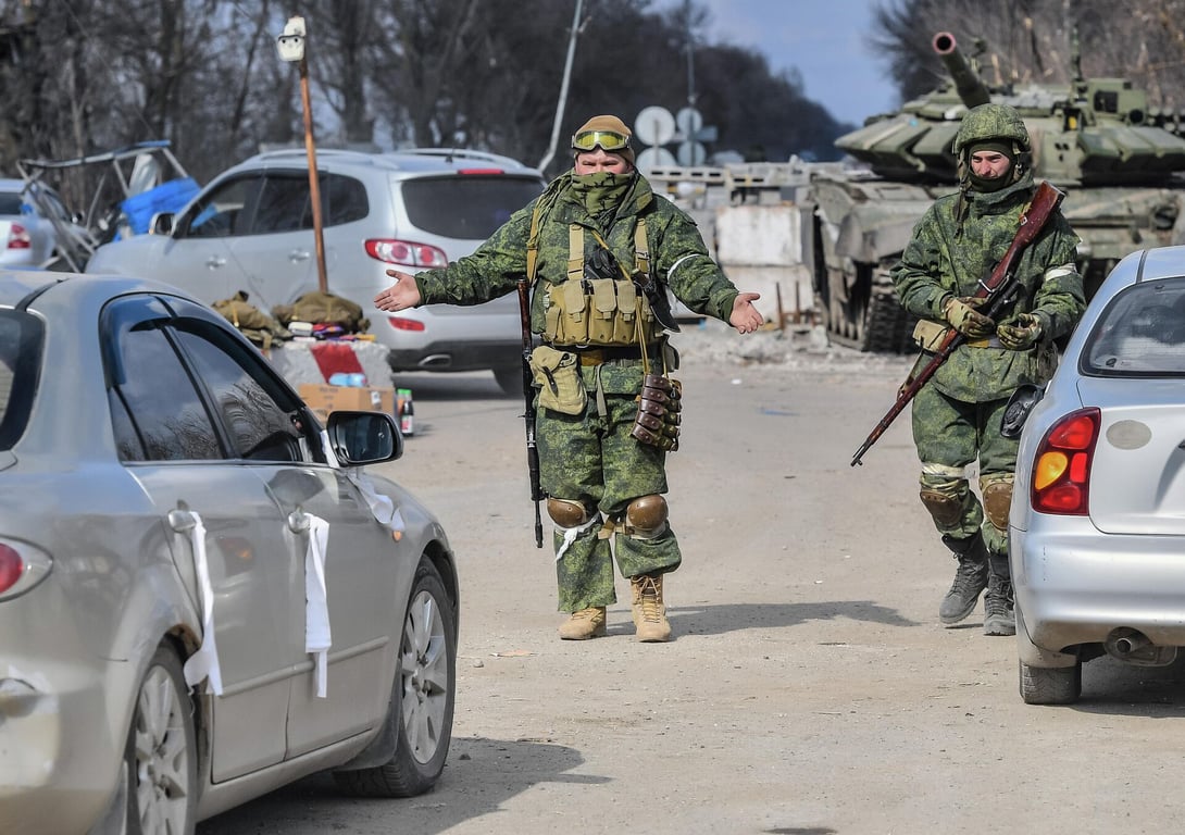 российские блокпосты по дороге из Мариуполя