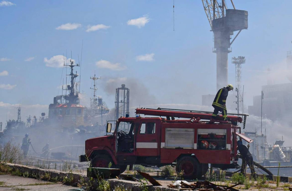 Порт Одеси було атаковано ракетами “Калібр