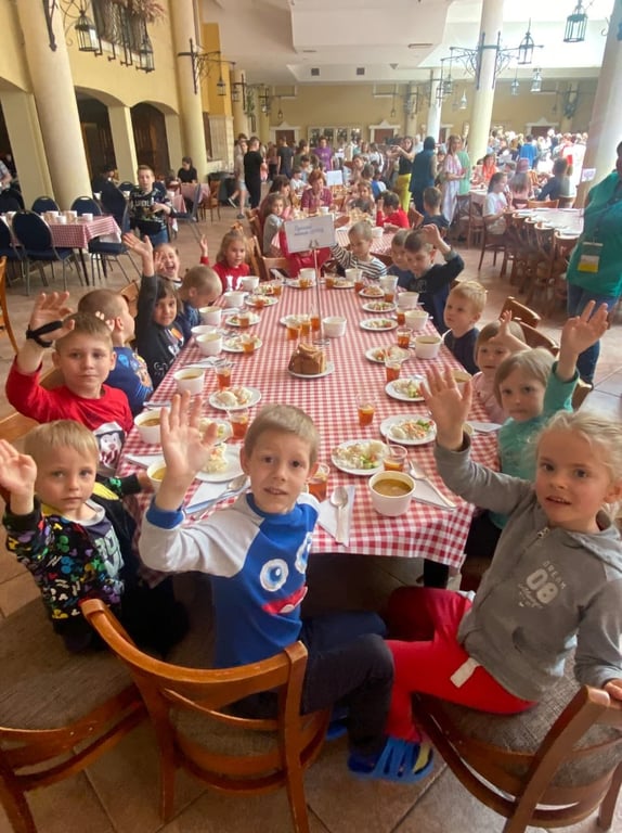 В Одесской области детей-сирот эвакуировали в Польшу и Румынию