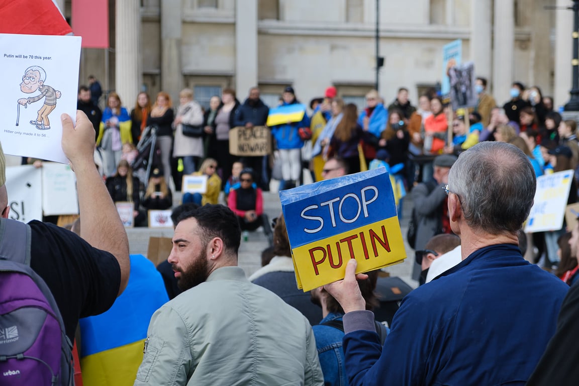 Чи були на мітингах у Великій Британії провокації з боку росіян