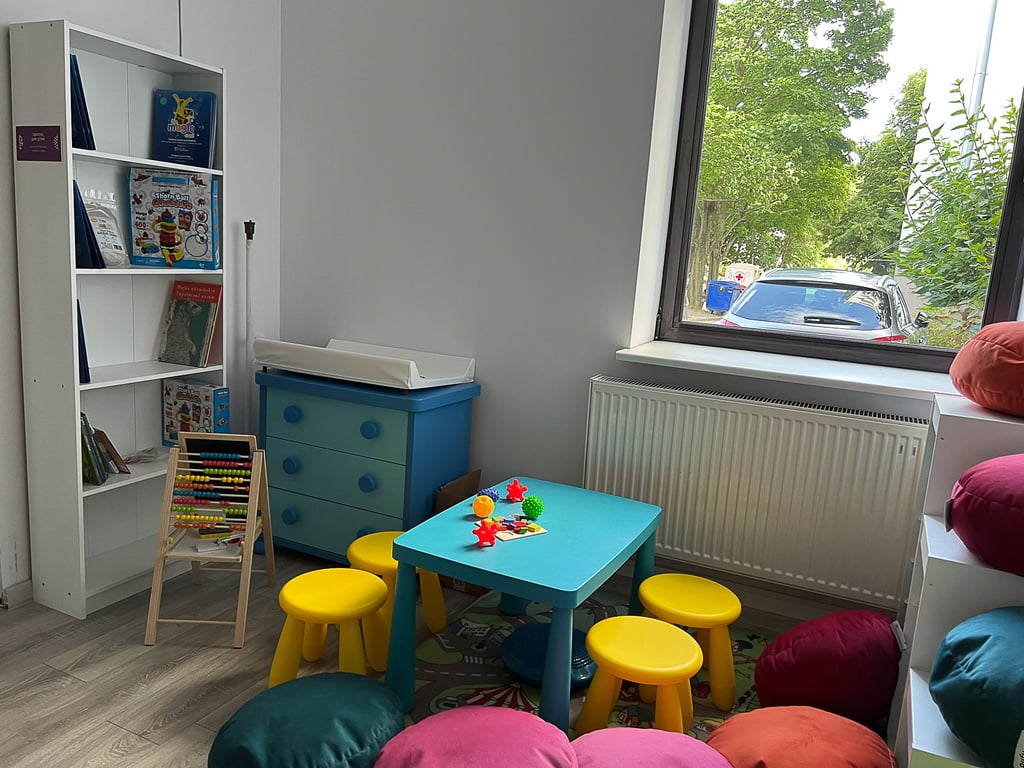 В Польше создали два пункта приема украинских беженцев