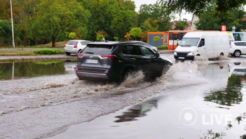 в одесі ліквідують наслідки дощу