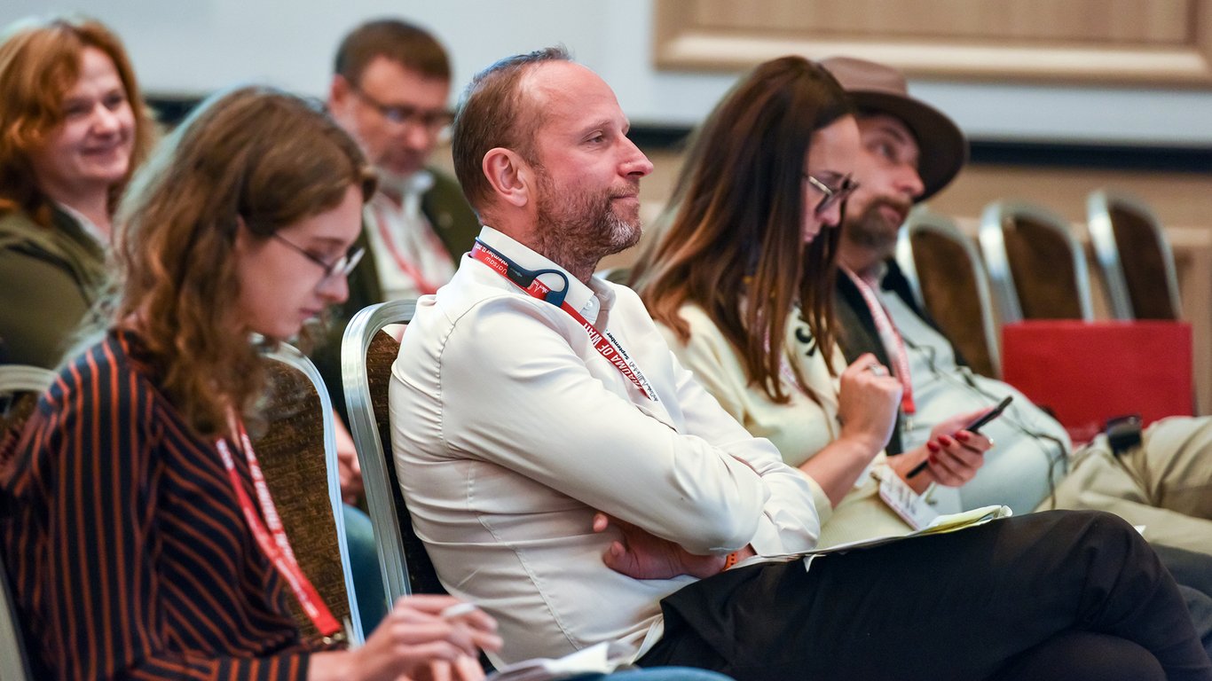 Денис Угрин