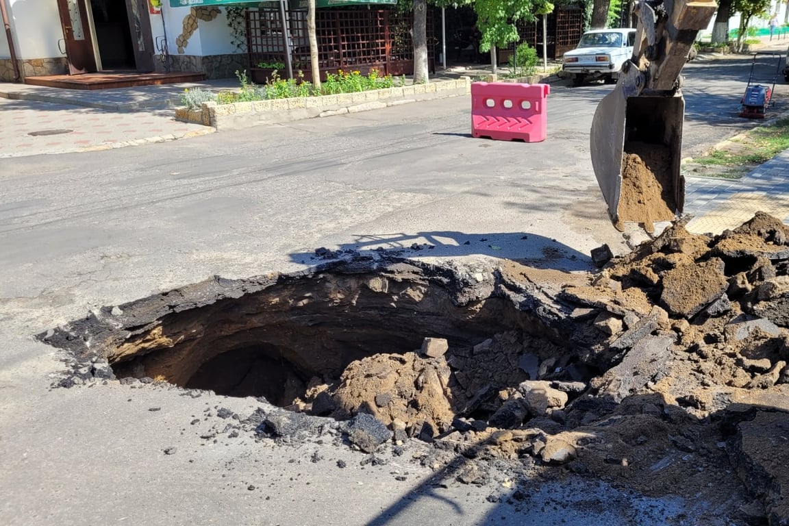 в Аккерпане перекрыли дорогу