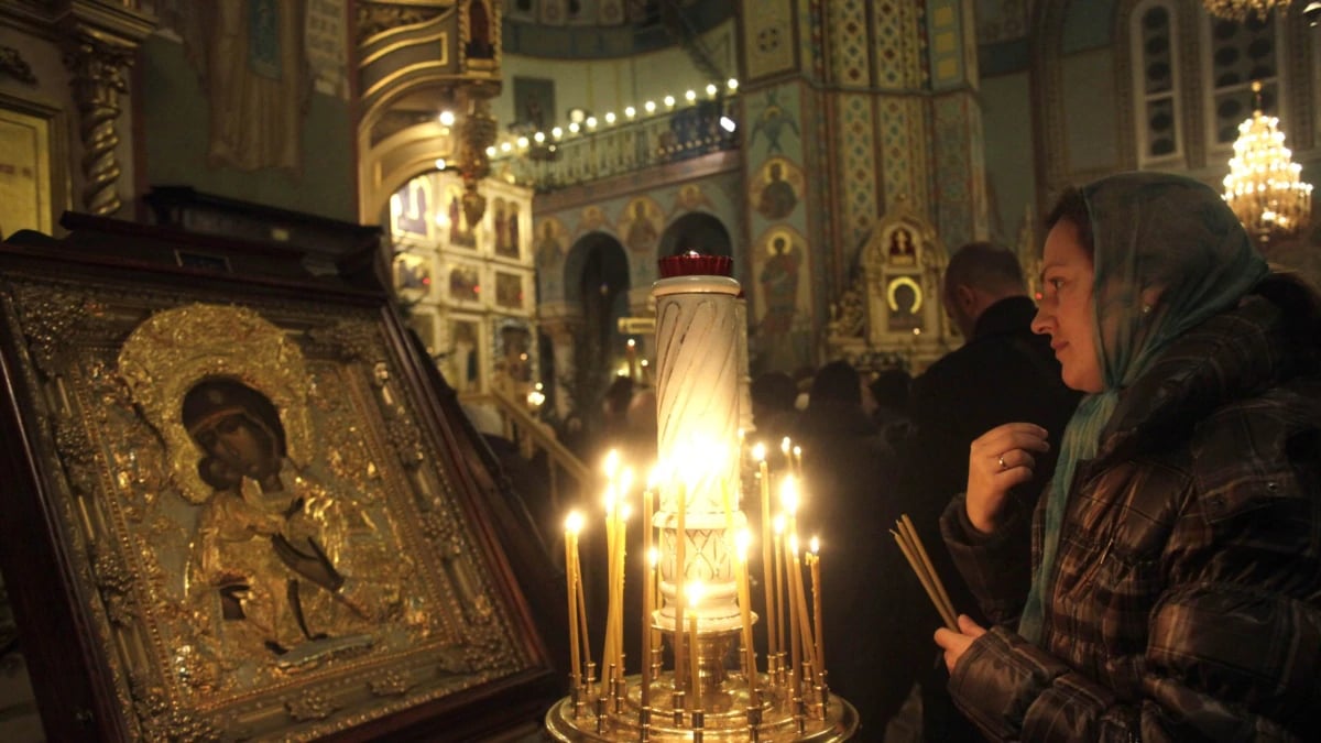 Молитви до Богородиці — про дітей, захист та зцілення