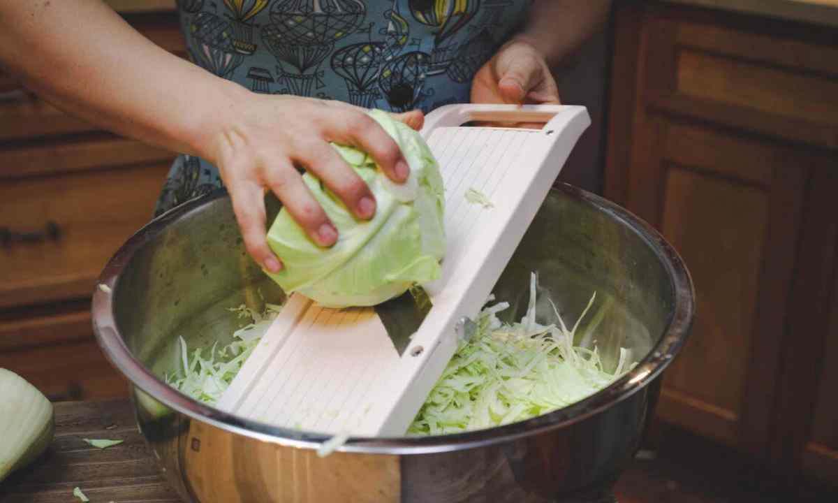 Что нужно сделать при приготовлении квашеной капусты - советы хозяек