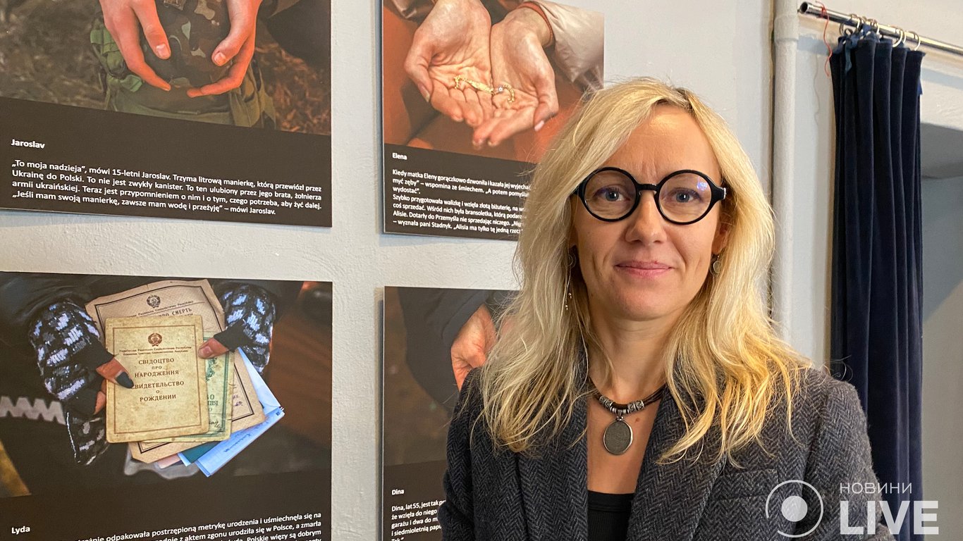 Що українські біженці брали з собою: враження польської фотографині