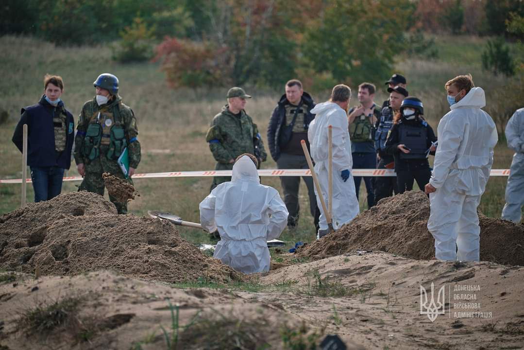 Эксгумация тел в Лимане