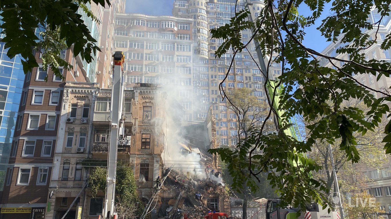 Обстріл Києва