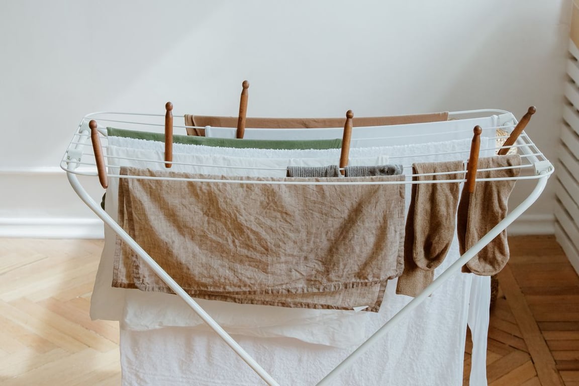 Найдієвіші способи швидко висушити одяг в холодній квартирі
