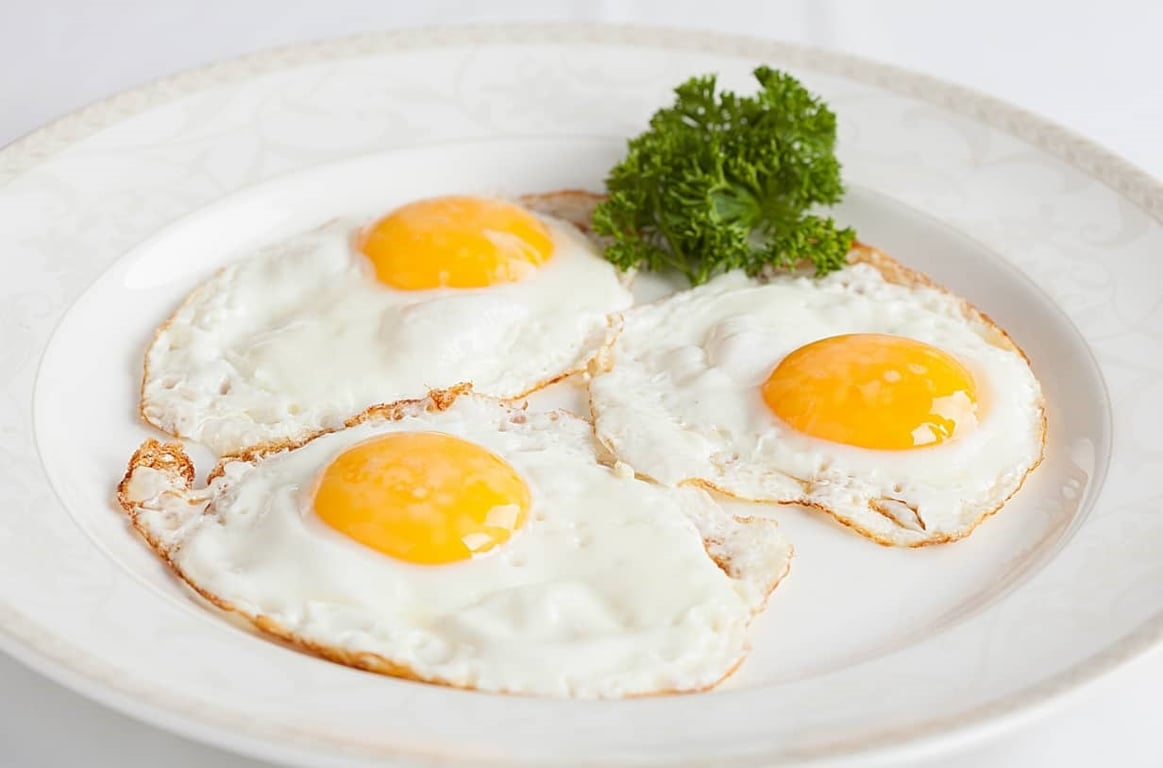 Какие пищевые привычки могут привести к сухости кожи – яйца