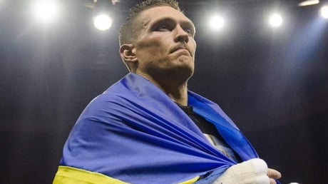 Александр Усик