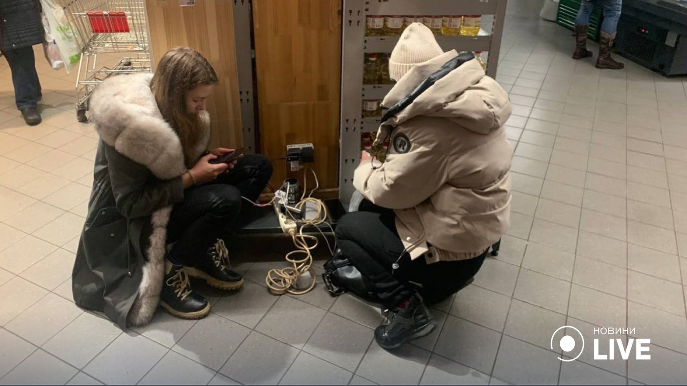 Як виживають одесити в блекаут2
