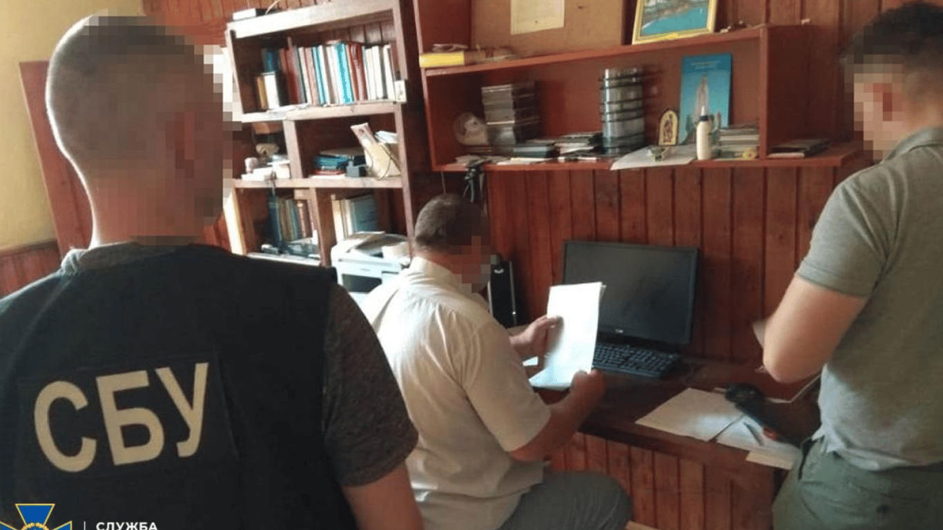 СБУ вручила підозру священикові - він заперечував звірства росіян