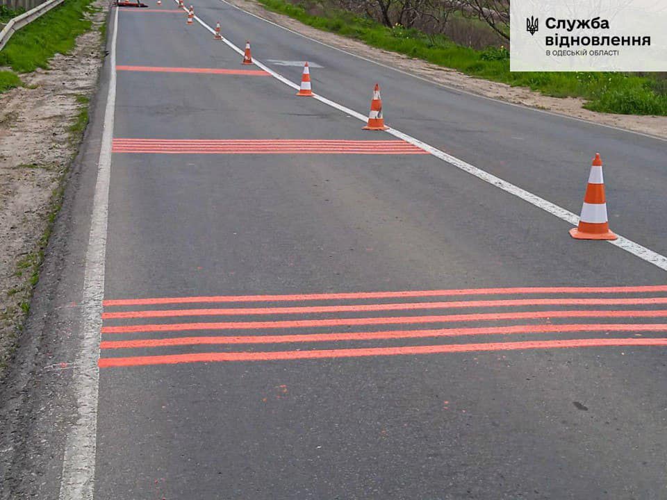 Шумові смуги на дорогах. Фото: Служба відновлення