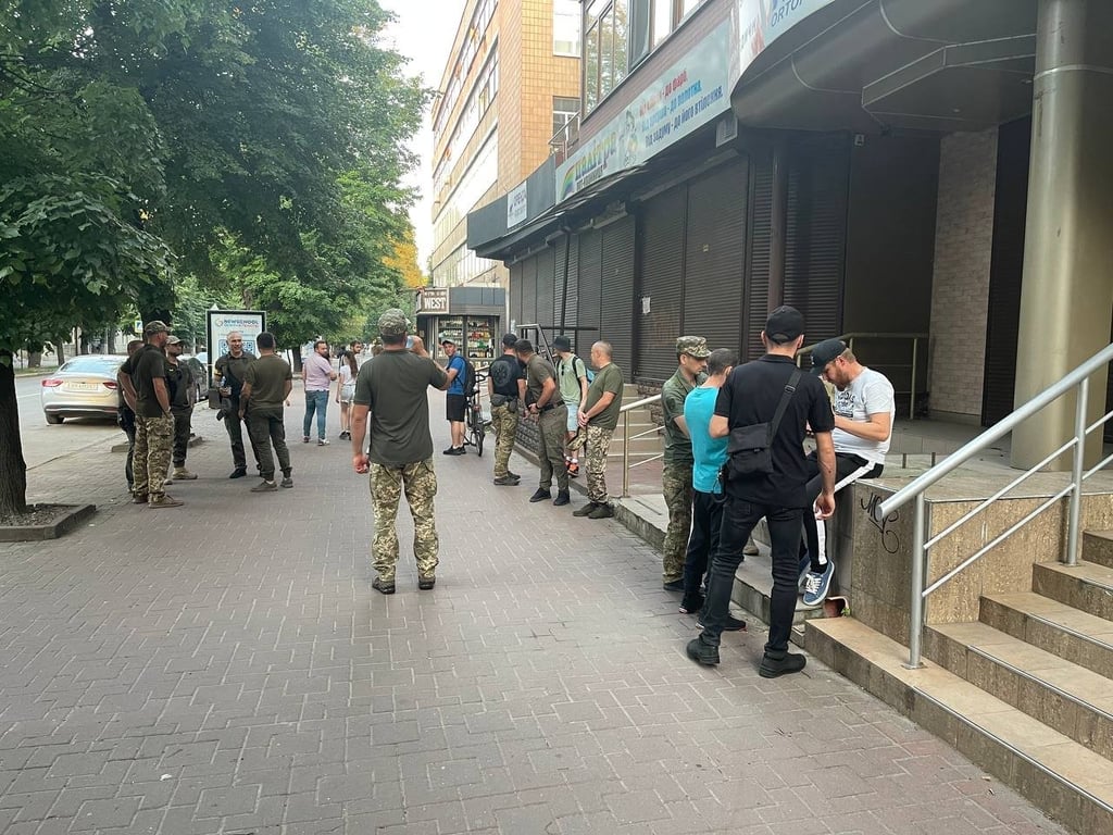 Де військовозобов'язані можуть отримати повістку