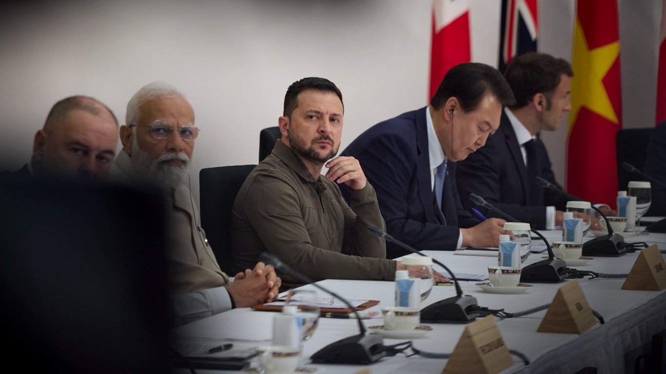 Зеленський на саміті G7