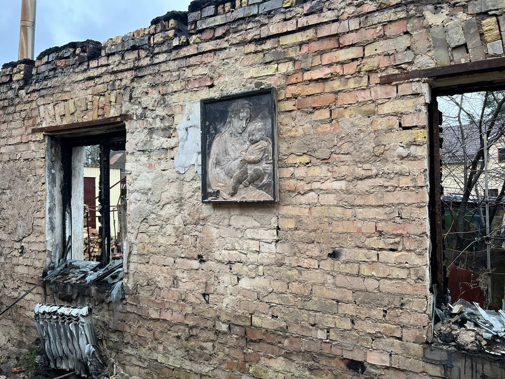 Уціліла на пожежі картина, Ірпінь