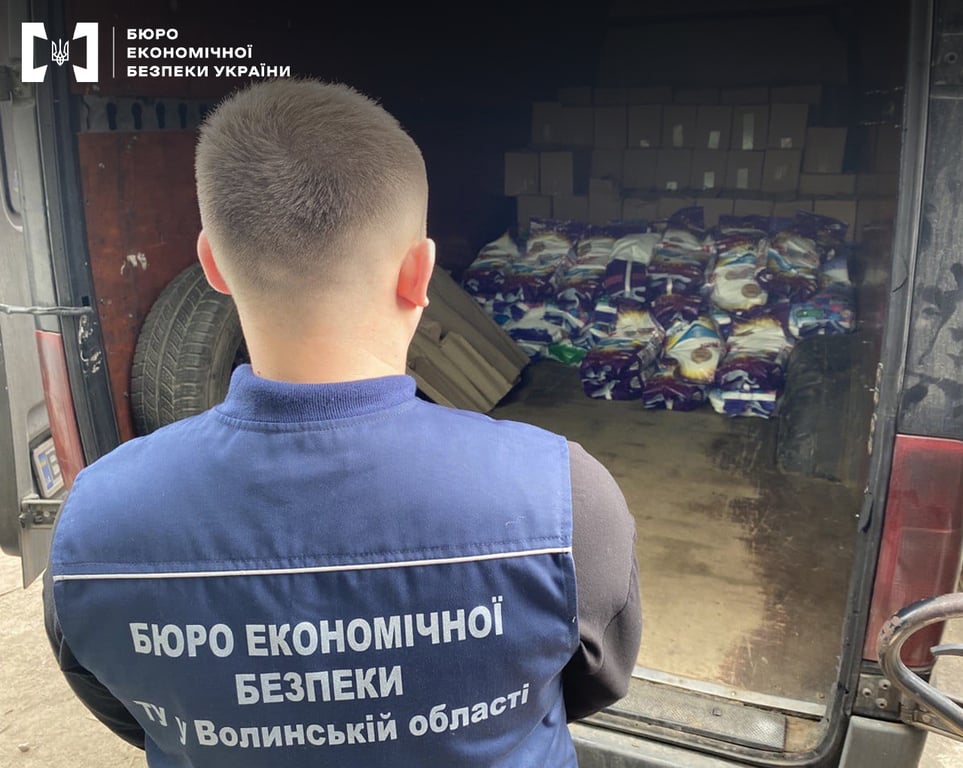 БЭБ изъяло более 30 тонн поддельной бытовой химии известных брендов