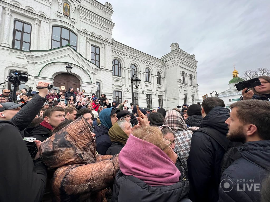 Киево-Печерская лавра потасовка