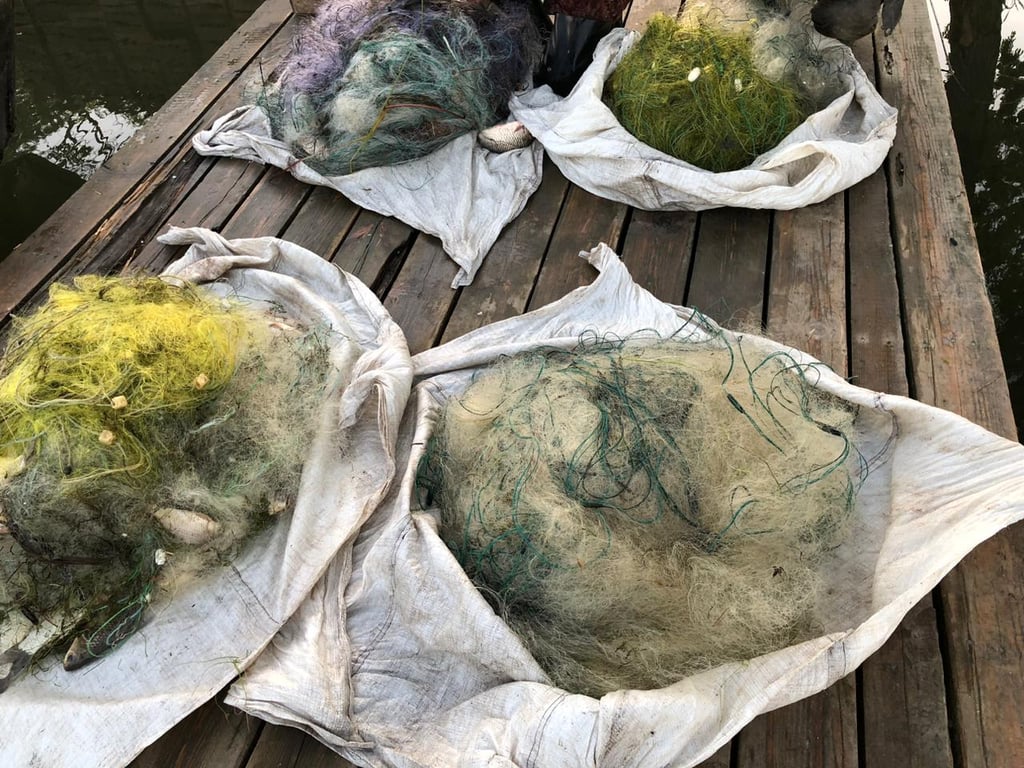 Незаконные орудия труда. Фото: Государственная экологическая инспекция Юго-Западного округа.