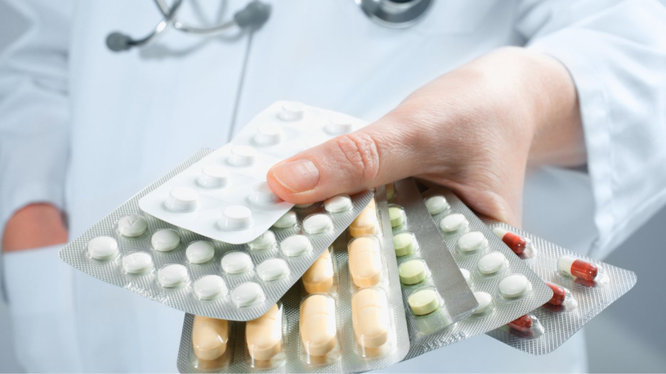 росіяни скаржаться на дефіцит ліків у аптеках: деталі - 290x166
