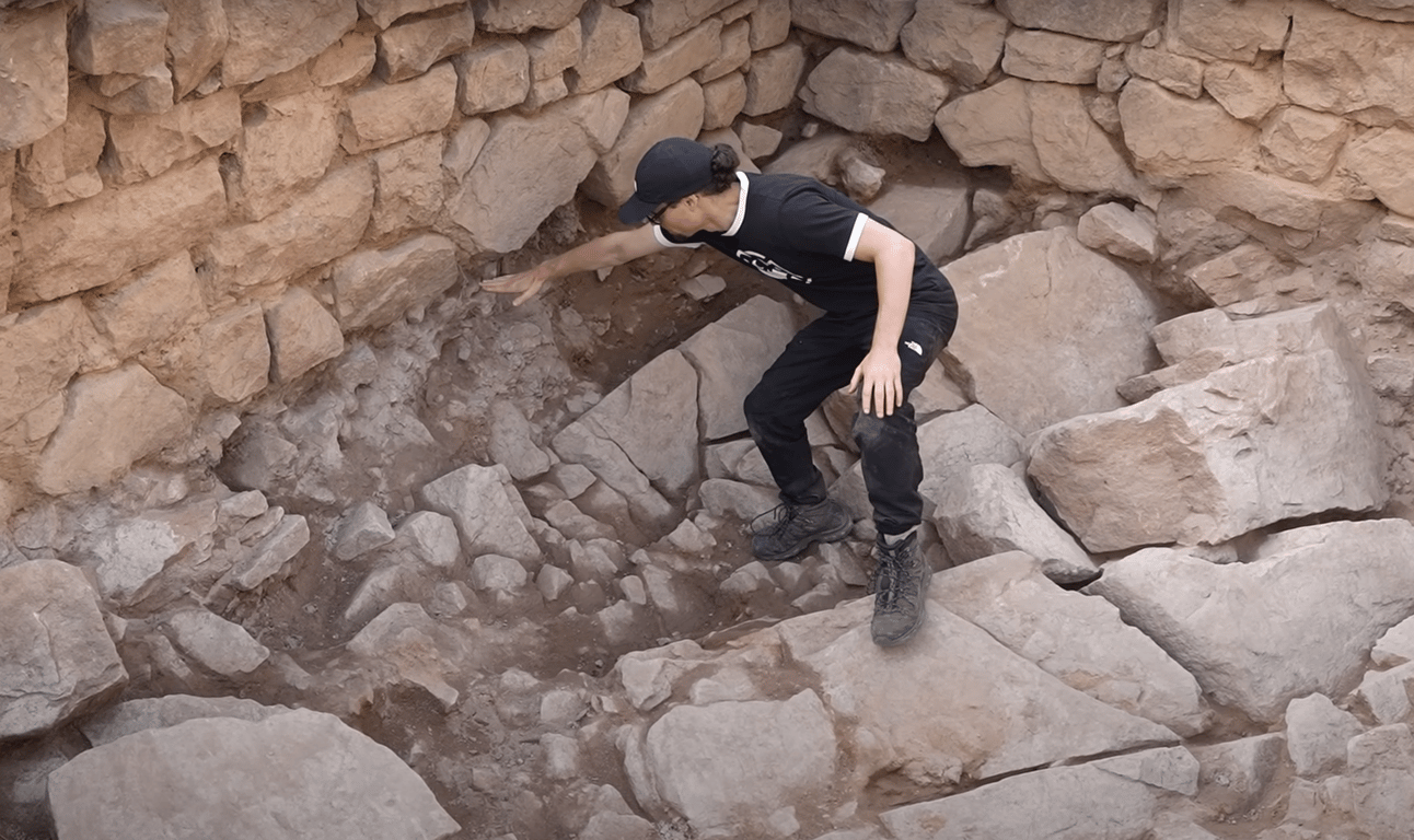 Стародавній замок Пурпуркопф, знайдений у Франції