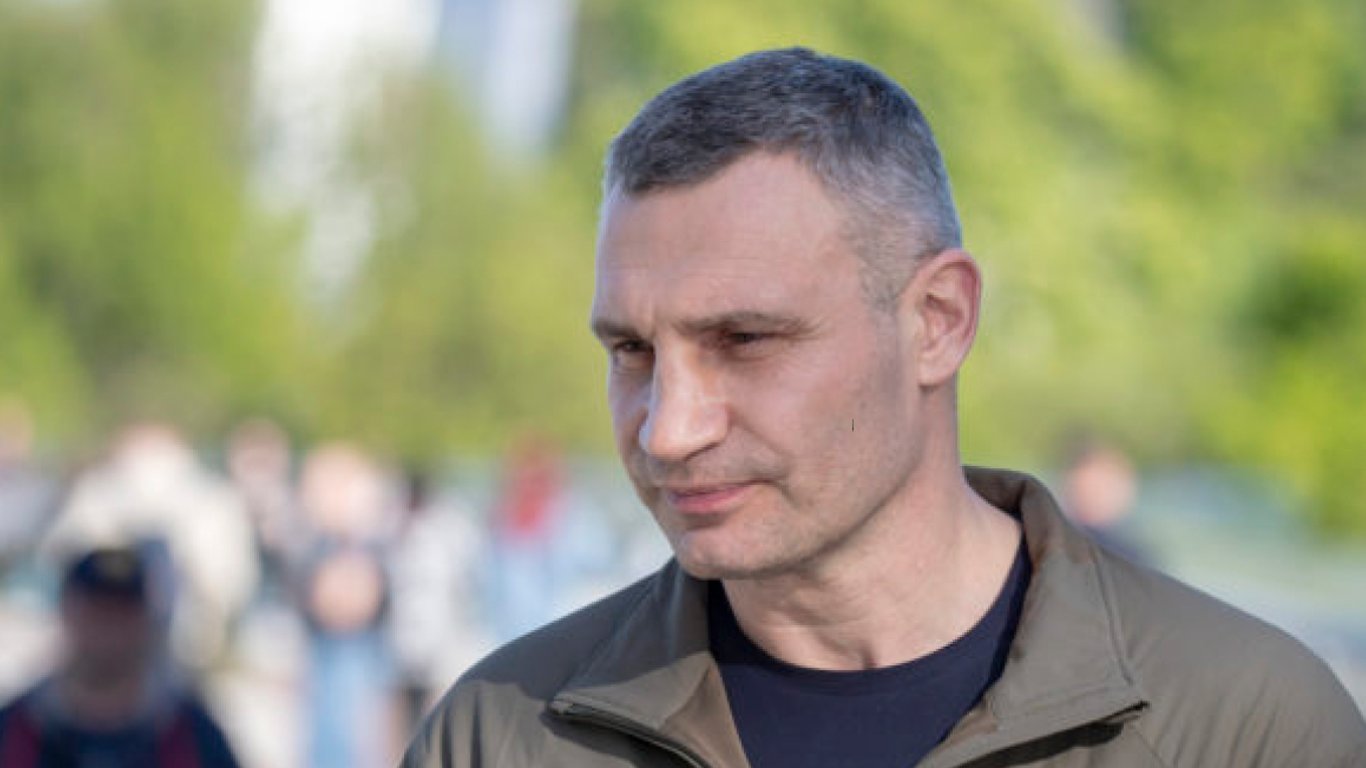 Київрада розірвала договір оренди землі з посольством Росії, — Кличко - 290x166