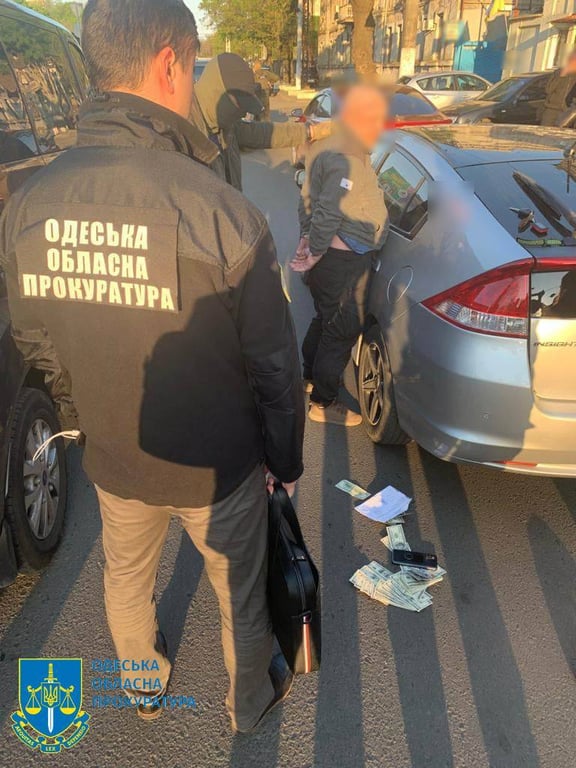 Затримання військового на Одещині. Фото: Одеська обласна прокуратура