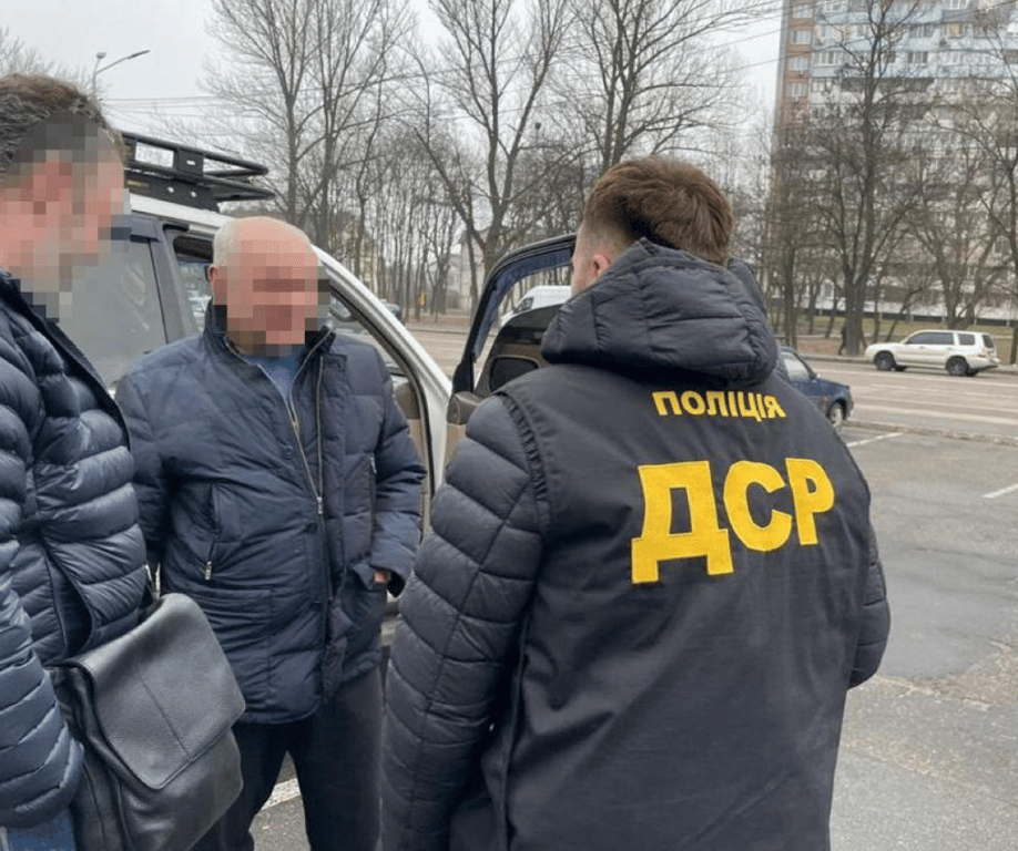 хищение на восстановлении парков днепро