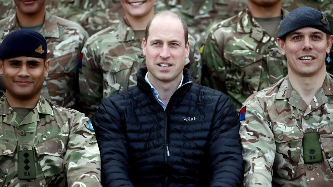 Принц Уильям встретился с военными возле границы с Украиной: детали визита