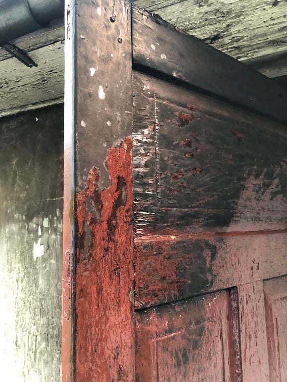 Наслідки підпалу будинку Олександра Намозова