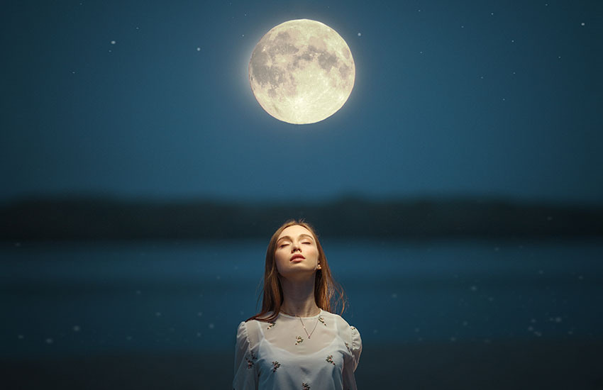 Почему полную Луну в марте назвали Целомудренным