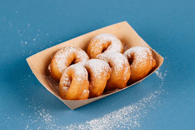 Як приготувати справжні українські пончики