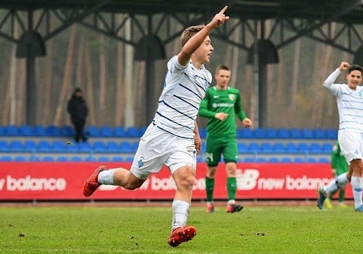 Антон Царенко