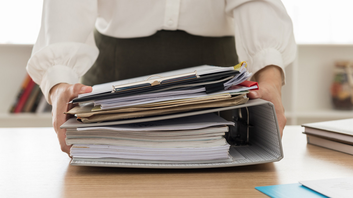 Какие документы необходимо иметь, чтобы стать на военный учет за границей