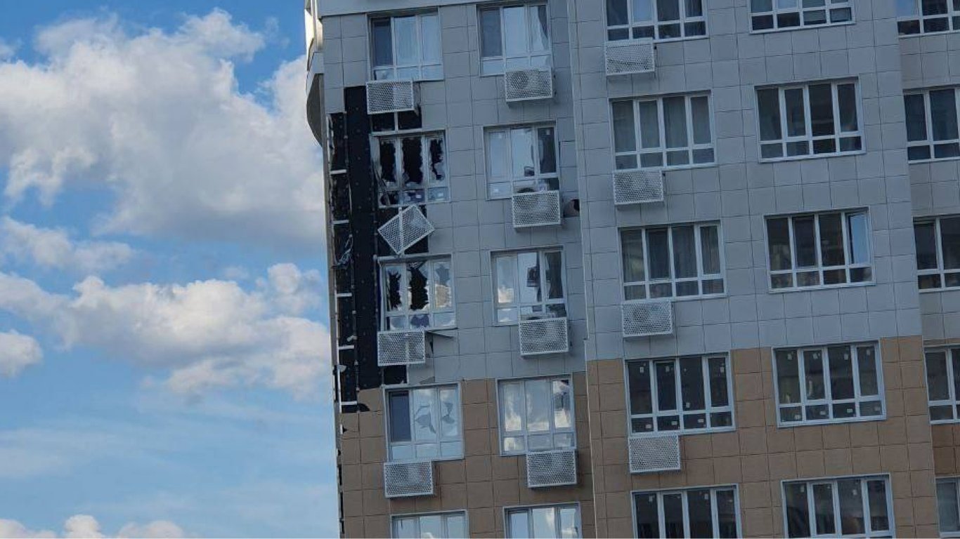 В Белгороде раздался мощный взрыв: повреждена многоэтажка