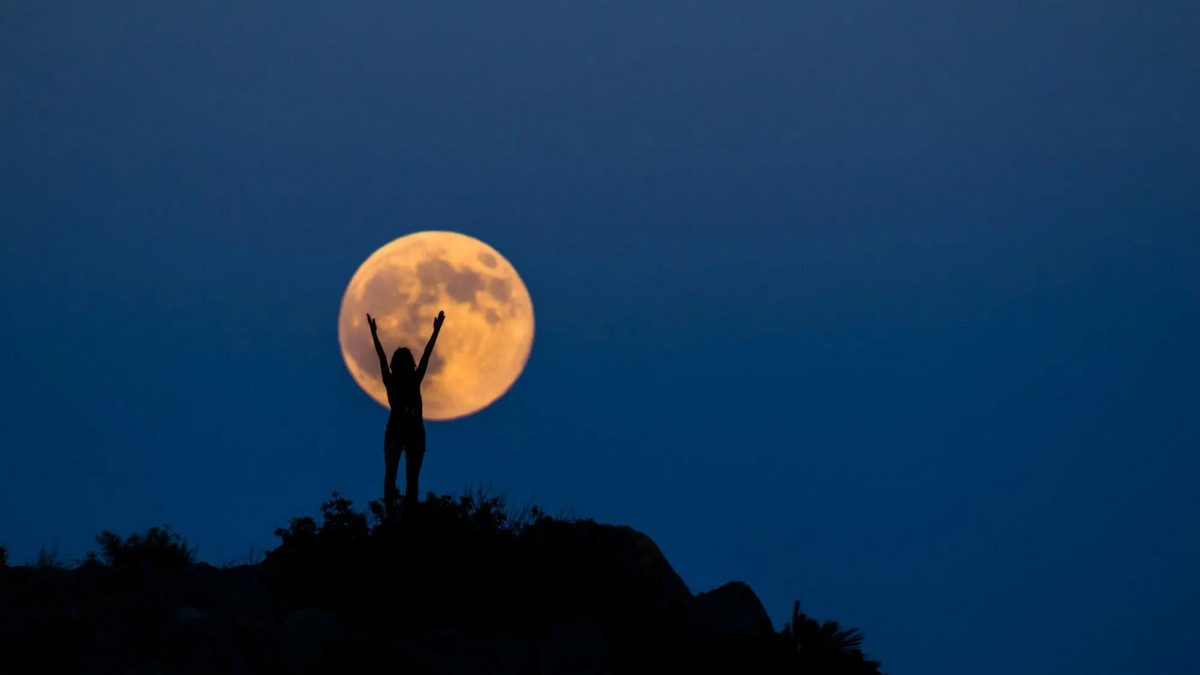 Що не можна робити в супермісяць