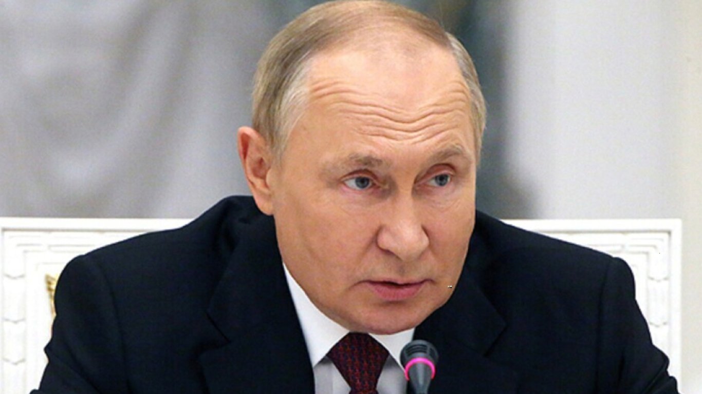 Путін порівняв німців і росіян і заявив, що рф "більш демократична країна"