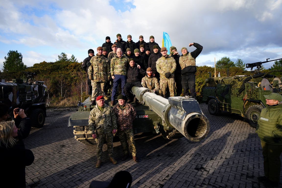 Українські військові в Британії